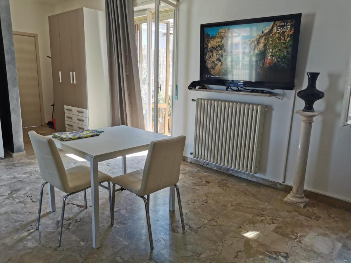 La Dimora Degli Artisti Bed and Breakfast Πεσκάρα Εξωτερικό φωτογραφία